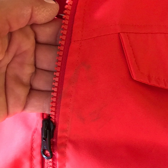 Volcom rain jacket - Picture 6 of 6